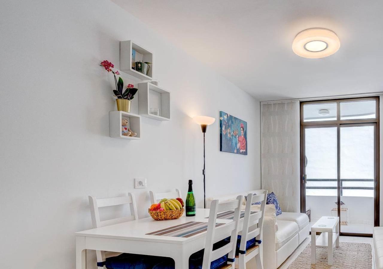 Stylish Flat And Pool With 3 Rooms, Sleeps 6, Los Cristianos Los Cristianos  Eksteriør billede